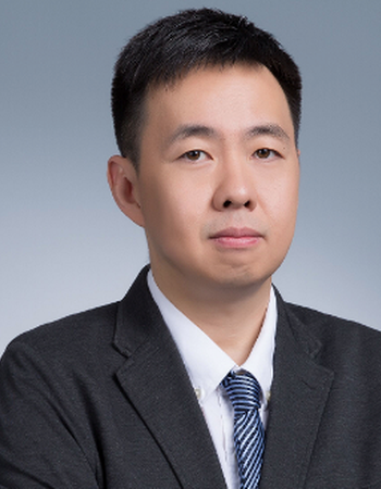 A picture of Prof. Man Guo.