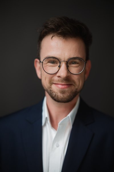 A picture of Dr. Robin K. Saalfeld.